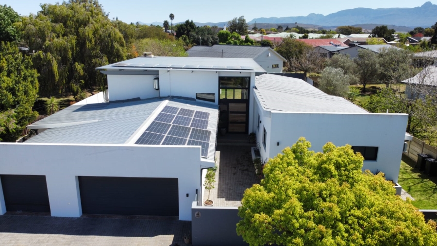 5 Bedroom Property for Sale in Riversdale Western Cape